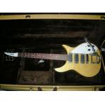 Rickenbacker Model 330 Hollow Body Electric Guitar Golden